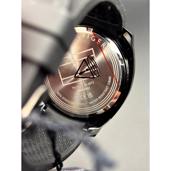 Tommy Hilfiger Windsurf 1792137 Black Silicone Mens Quartz Sport Watch NIBWT - Picture 10 of 17